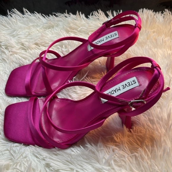 Steve Madden Hot Pink Strappy Heels Size 8.5 NWT.NO BOX. - Picture 5 of 13